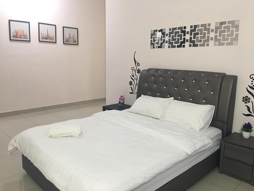 Palazio Condo ยะโฮร์บาห์รู ภายนอก รูปภาพ